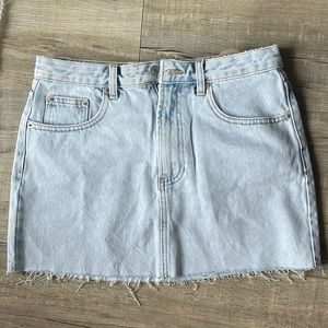 Meskki Lennon Mid-Rise Denim Mini Skirt
